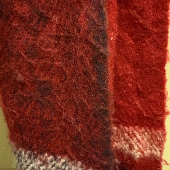 Man of Aran Plaid Shawl & Scarf Made in Ireland OS & NWT!! - Picture 12 of 16